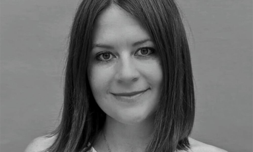 Portrait of Carina Zehetmaier, AI & Human Rights Expert